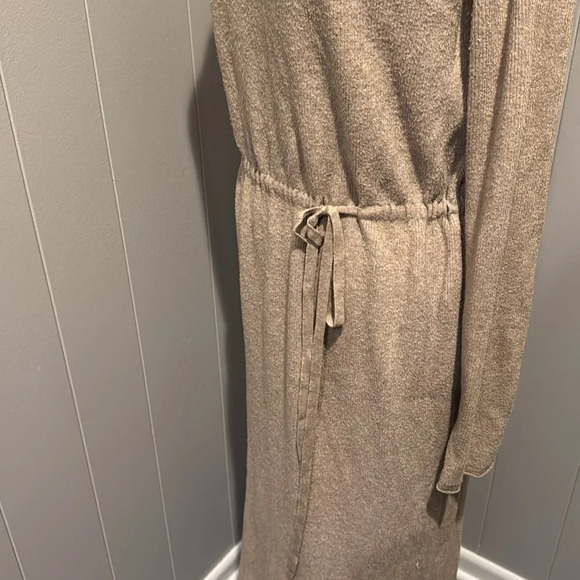 Jolie super stretch finely ribbed knit cashmere blend tie waist midi. Small - Picture 3 of 6